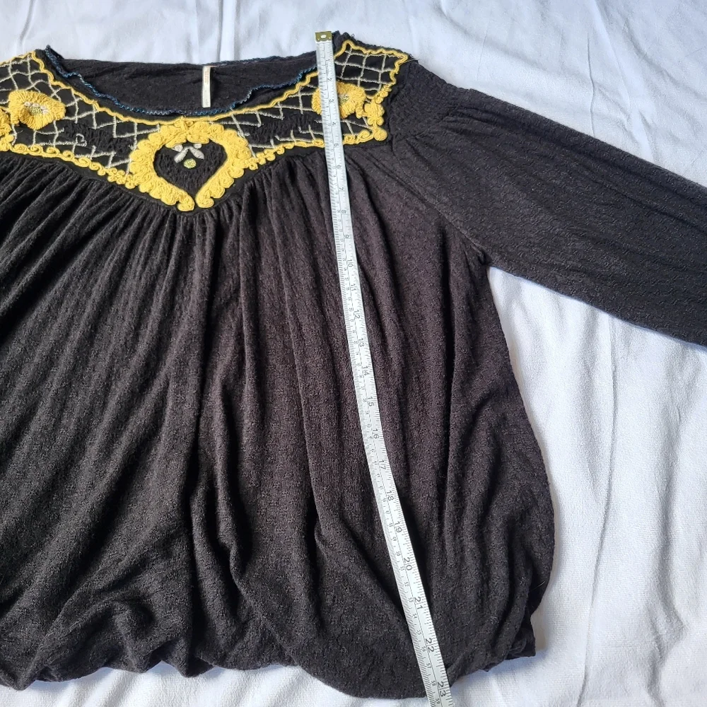 Free People Begonia Boho Peasant Embroidered Blouse Size Large